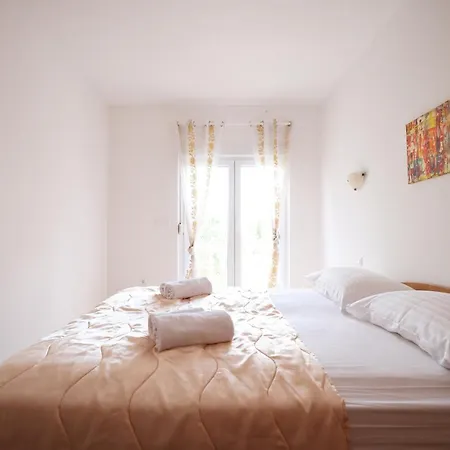 Silver Luxury Apartments By Adex Travel Daire Zadar