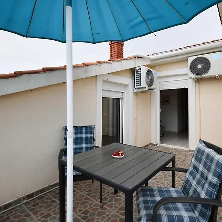 Veronika Apartament *