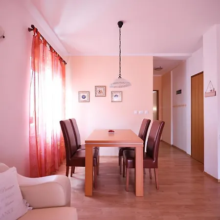 Silver Luxury Apartments By Adex Travel Apartmán *