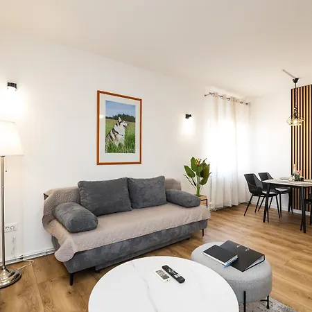 Silver Luxury By Adex Travel Apartmán *