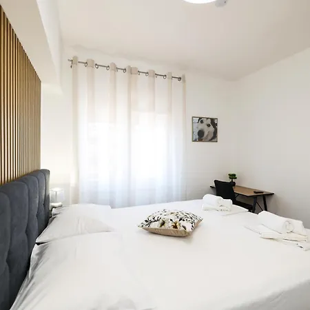 Silver Luxury Apartments By Adex Travel Appartement