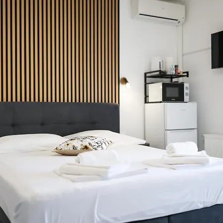 Silver Luxury By Adex Travel Apartmán *